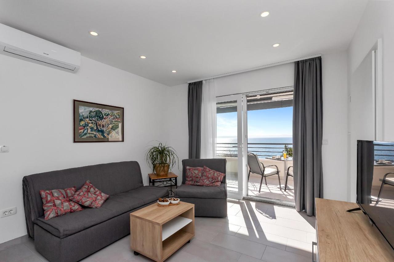 Apartments And Rooms By The Sea Baska Voda, Makarska - 2578 Buitenkant foto