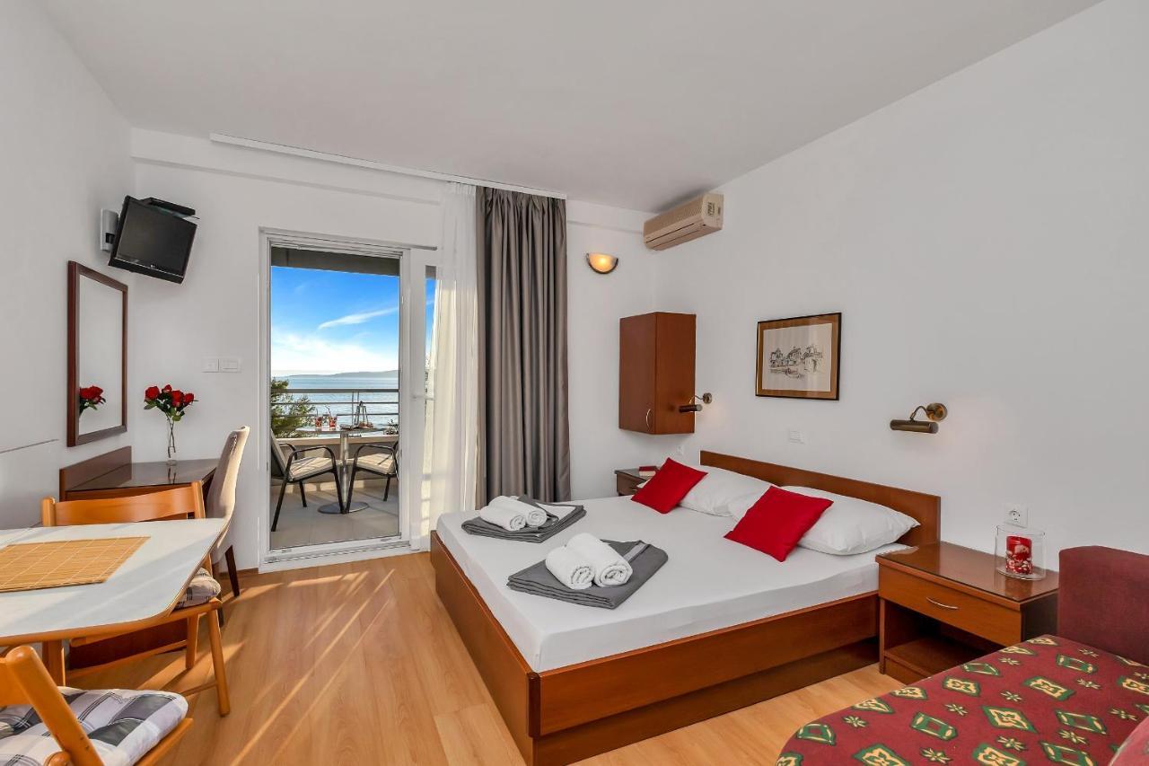 Apartments And Rooms By The Sea Baska Voda, Makarska - 2578 Buitenkant foto