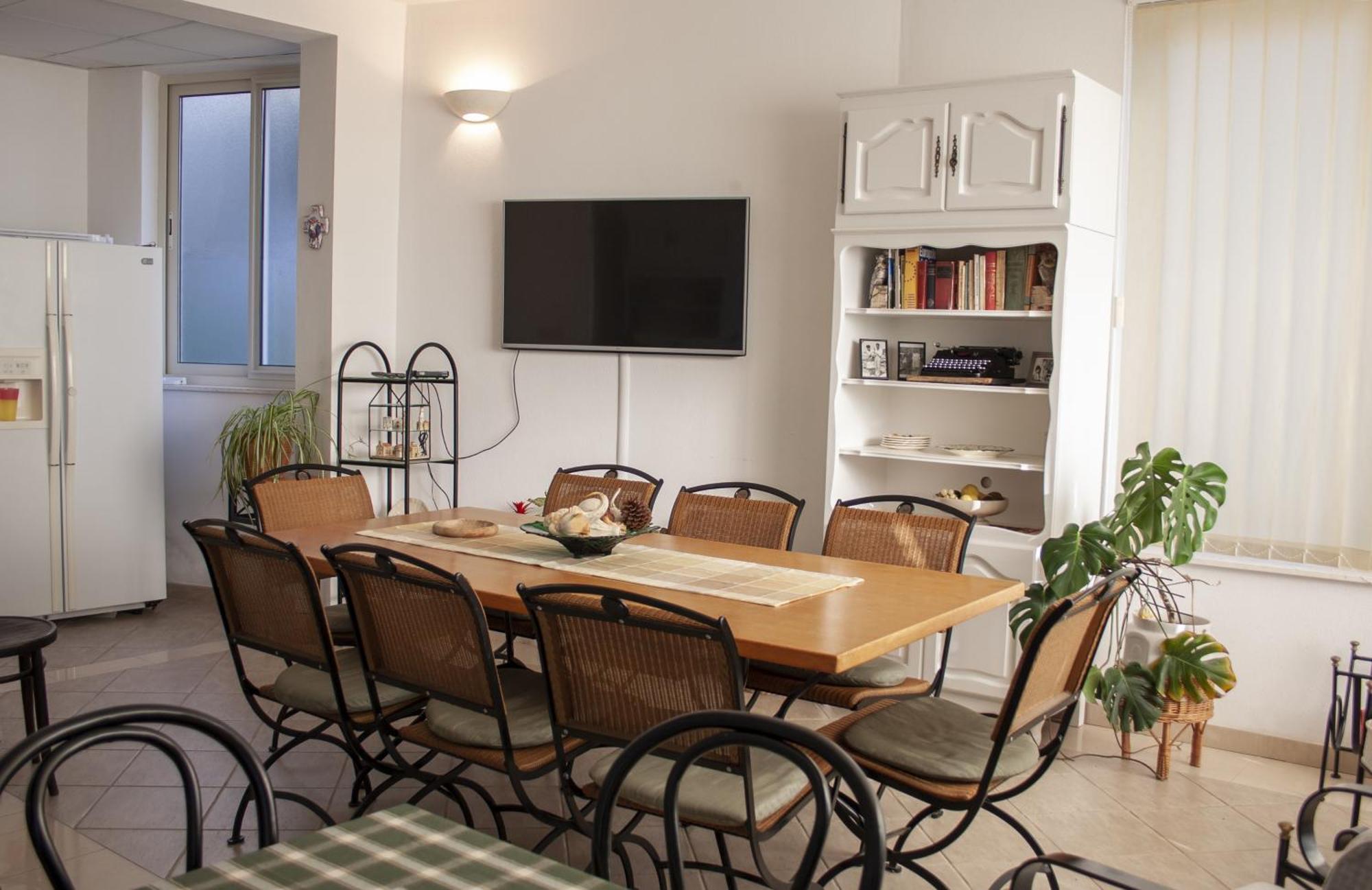 Apartments And Rooms By The Sea Baska Voda, Makarska - 2578 Buitenkant foto