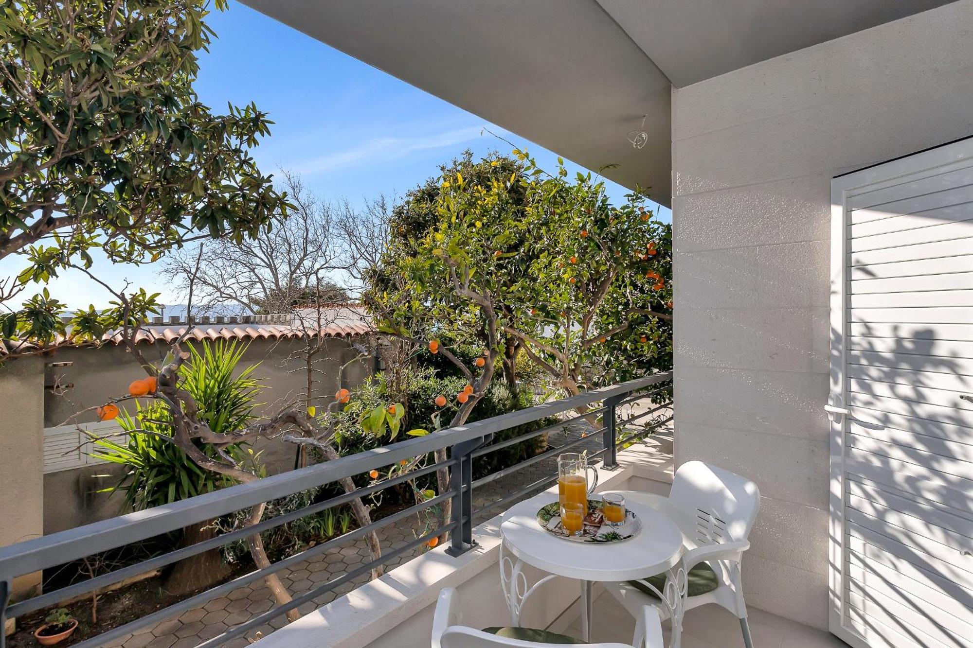 Apartments And Rooms By The Sea Baska Voda, Makarska - 2578 Buitenkant foto