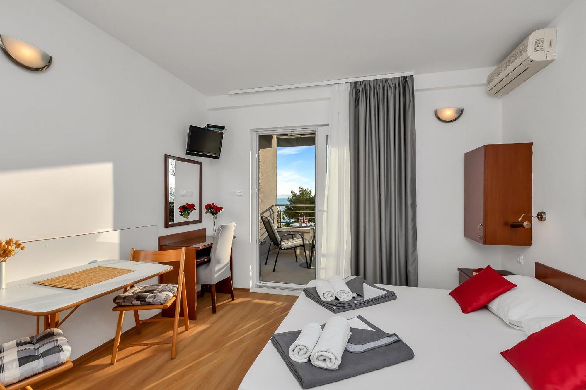 Apartments And Rooms By The Sea Baska Voda, Makarska - 2578 Kamer foto